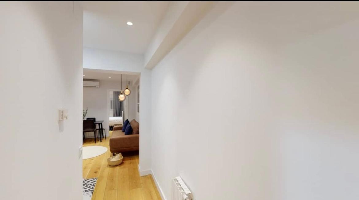 Edsam Brown Madrid Apartment Екстериор снимка