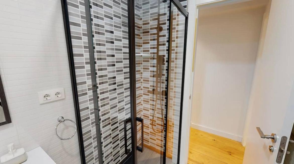 Edsam Brown Madrid Apartment Екстериор снимка
