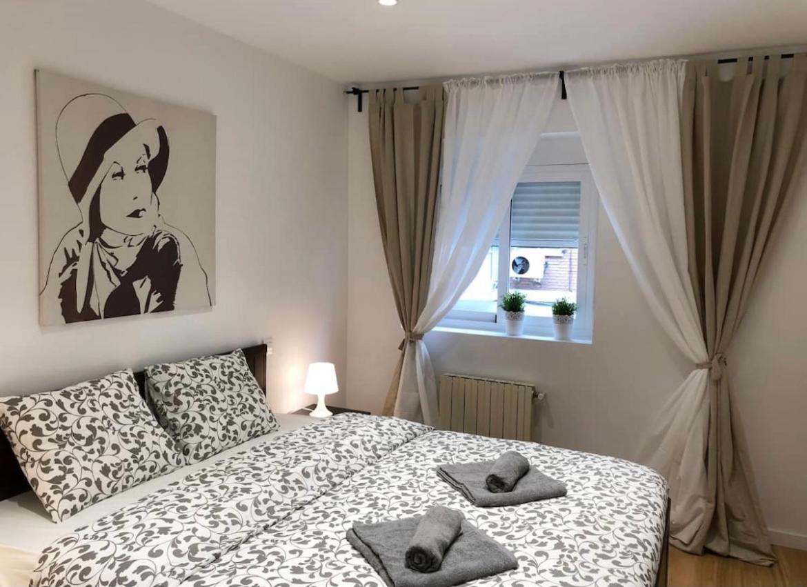 Edsam Brown Madrid Apartment Екстериор снимка