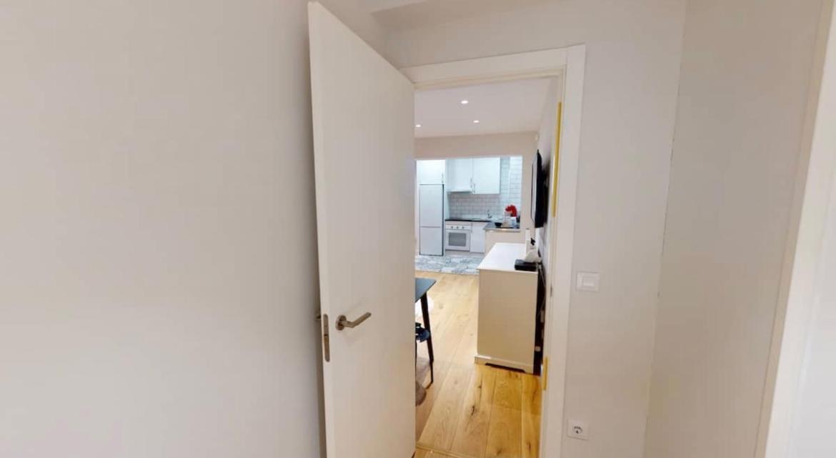 Edsam Brown Madrid Apartment Екстериор снимка